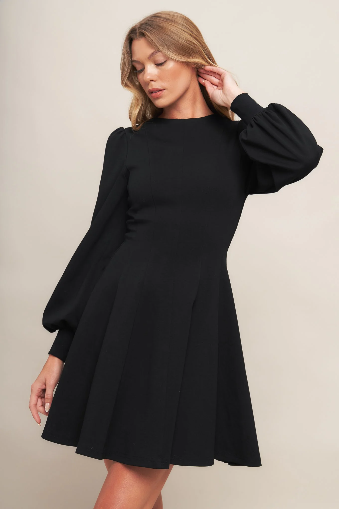 BLACK SWAN HEAVY KNIT MINI DRESS - Image 2