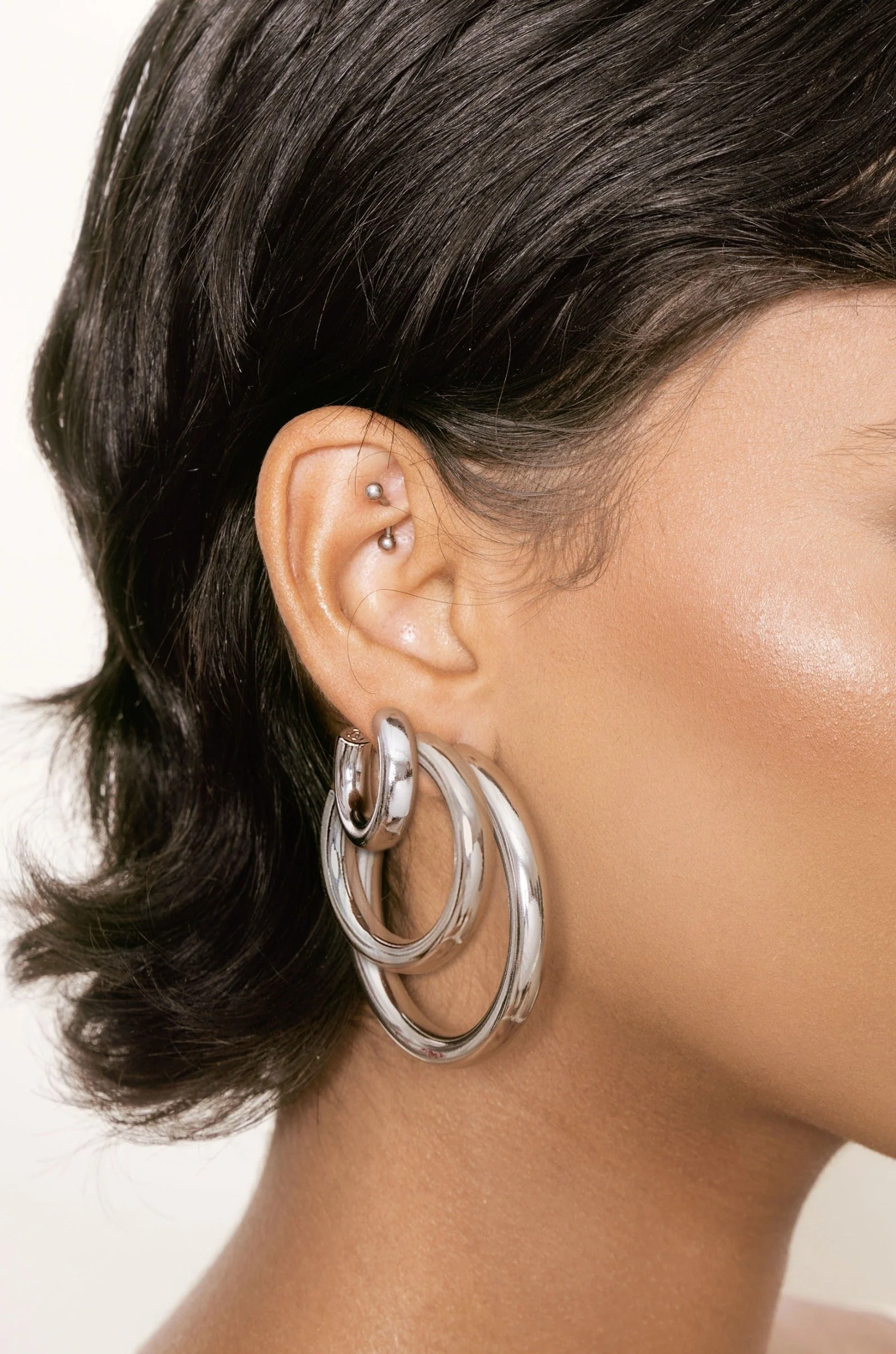 Large Thick Classic Hoops - Image 8